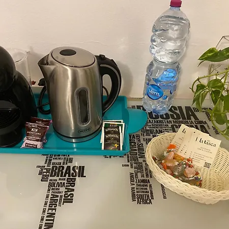 A Casa Da Mari Stanza Privata Bagno Condiviso Homestay
