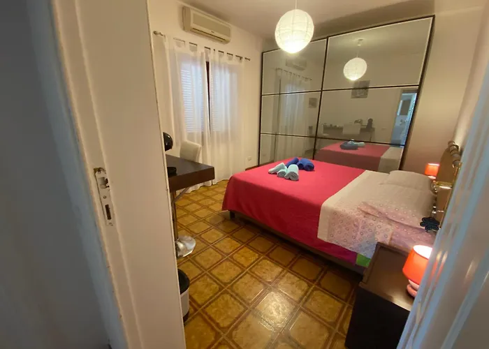 Homestay A Casa Da Mari Stanza Privata Bagno Condiviso Olbia